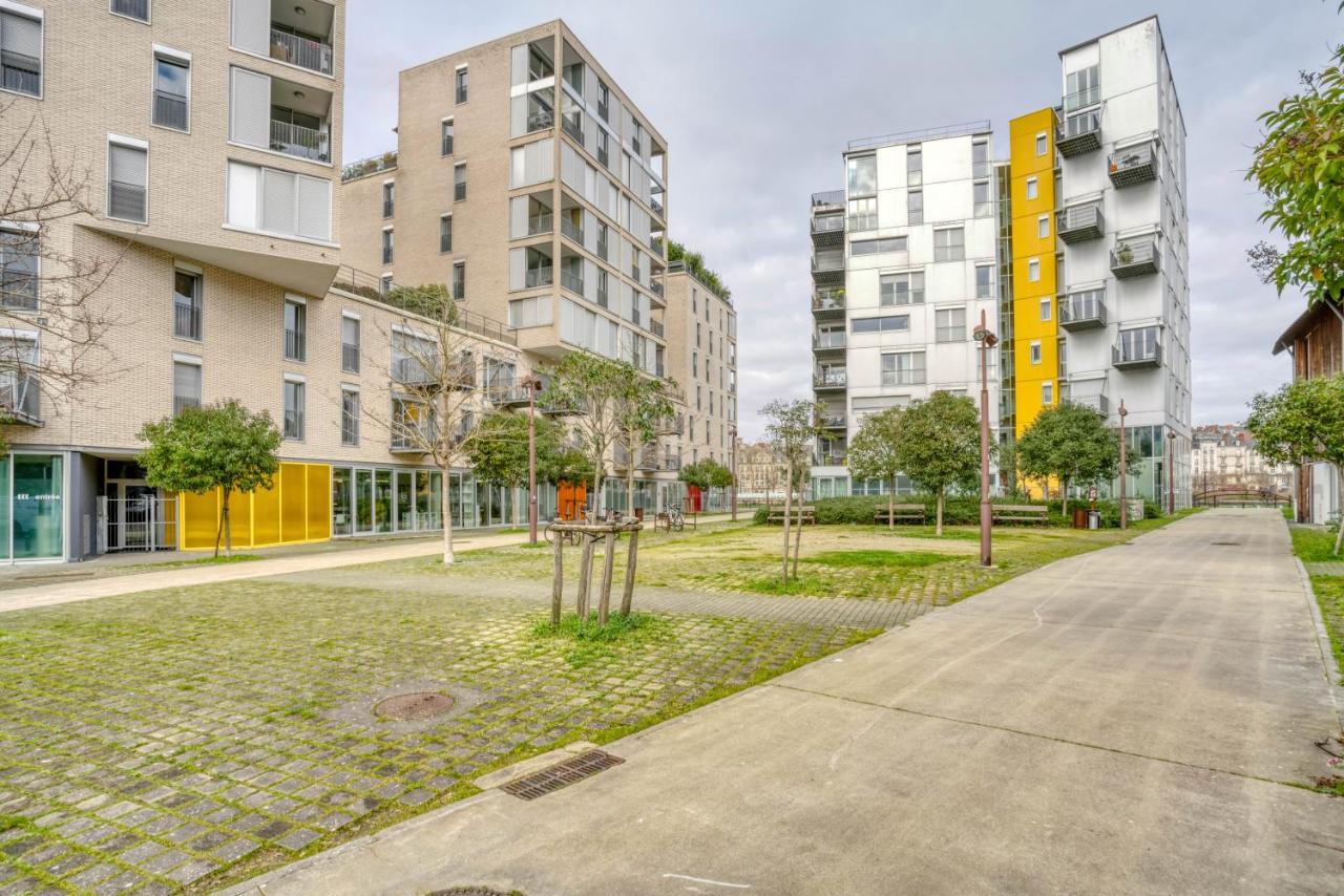 Le First By Cocoonr Apartment Nantes Bagian luar foto