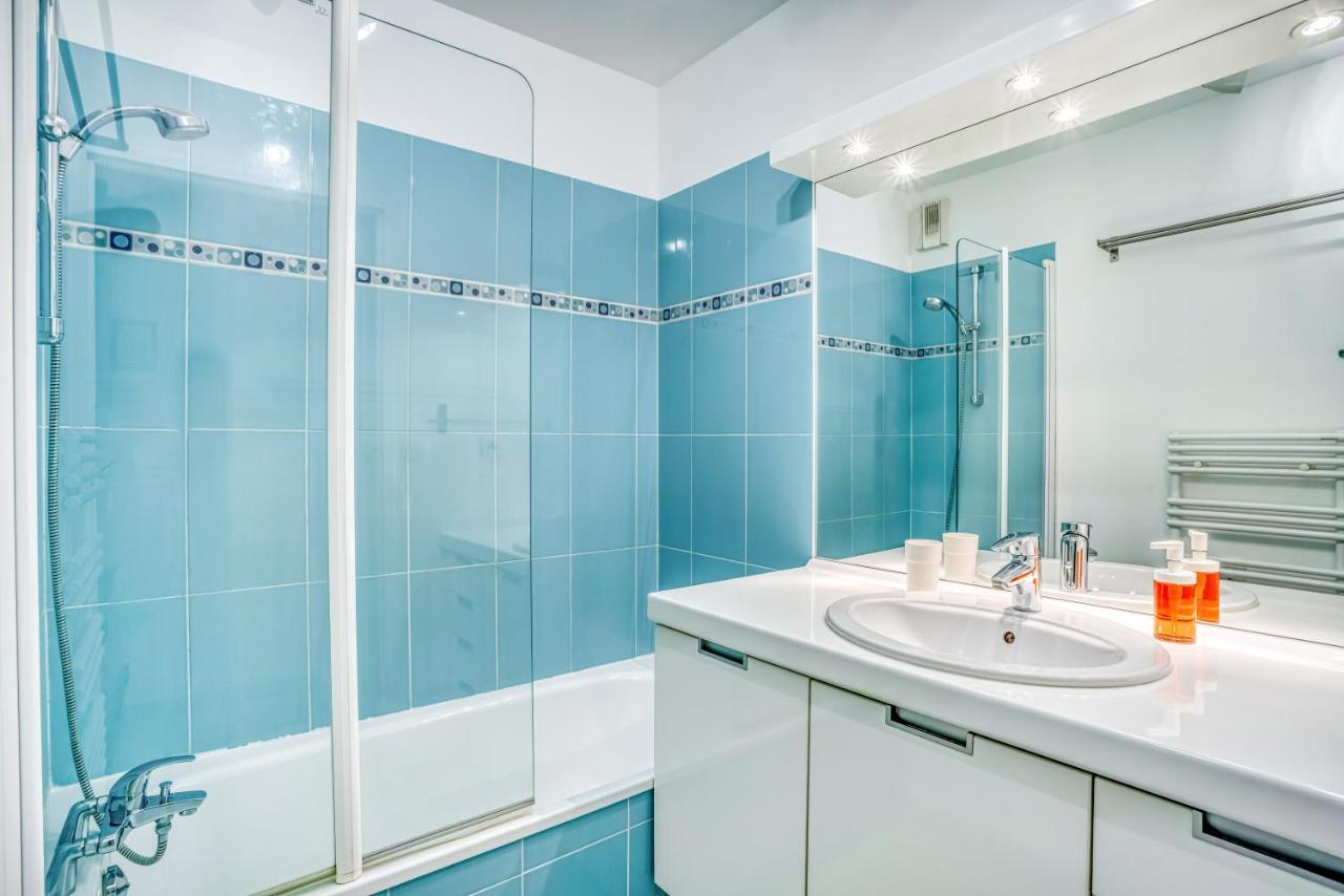 Le First By Cocoonr Apartment Nantes Bagian luar foto
